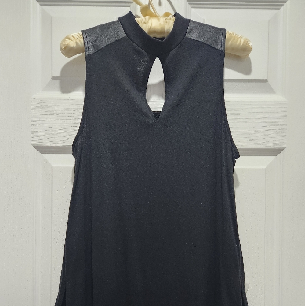 Black Sleeveless Top